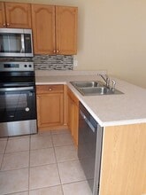 10 Ponderosa Ln in Palm Coast, FL - Building Photo - Building Photo
