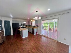 12 Royalltrail Ct in O'Fallon, MO - Building Photo - Building Photo