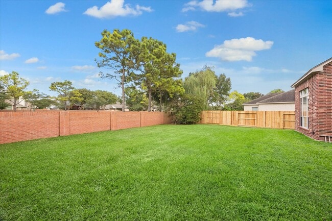 property at 11404 Island Manor St