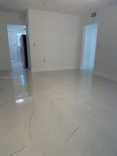 3401 SW 9th Terrace, Unit 1B in Miami, FL - Building Photo - Building Photo