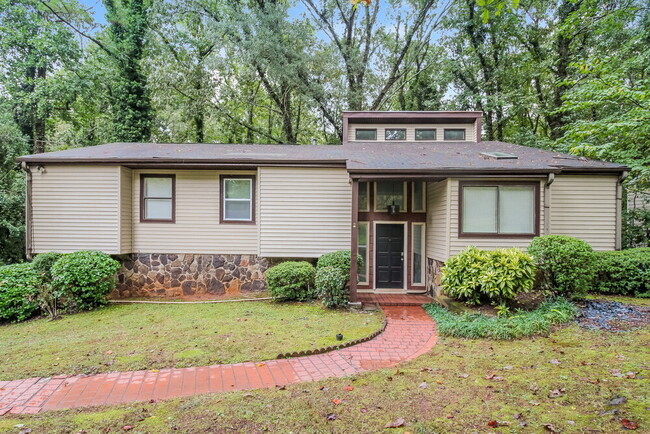 property at 5009 Post Rd Pass