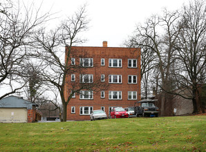 The Alcazar in Akron, OH - Building Photo - Building Photo