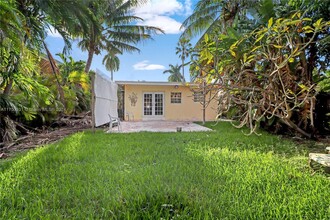 2131 Biarritz Dr in Miami Beach, FL - Building Photo - Building Photo