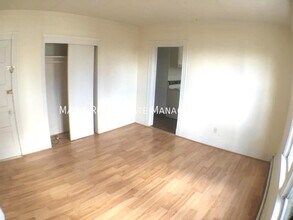699 Main St, Unit Apt 1 in Bangor, ME - Building Photo - Building Photo