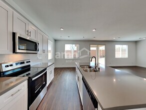 8811 Tiger Tooth Ave in Las Vegas, NV - Building Photo - Building Photo