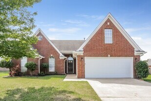 4127 Ravenwood Dr N in Horn Lake, MS - Building Photo
