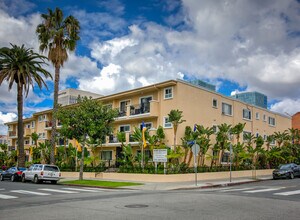 Wilshire Vermont Towers in Los Angeles, CA - Building Photo - Building Photo