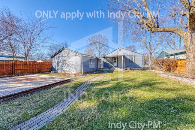 4121 E Naomi St in Indianapolis, IN - Building Photo - Building Photo