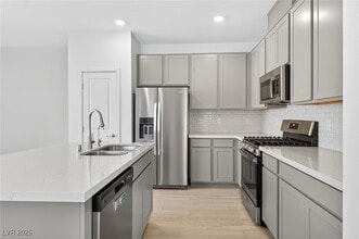 88 Via Franello in Henderson, NV - Building Photo - Building Photo