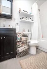 175 Ludlow St, Unit 12 in New York, NY - Foto de edificio - Building Photo