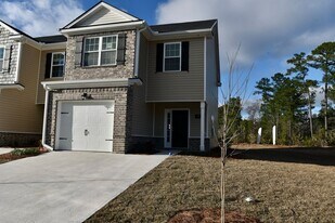 30 Maria Wy in Richmond Hill, GA - Building Photo