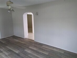 1821 12th Ave N in St. Petersburg, FL - Building Photo - Building Photo