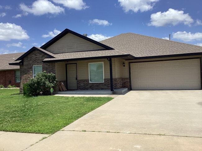 property at 1604 Penn Ln