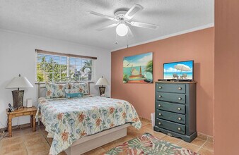 309 Calzada de Bougainville in Marathon, FL - Building Photo - Building Photo
