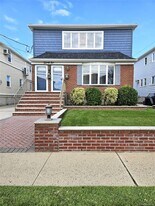 21 5th Ave in East Rockaway, NY - Building Photo