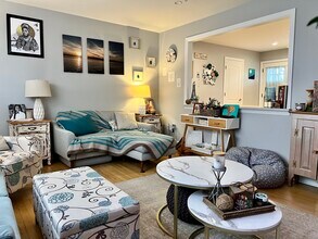 7 Dale St in Stamford, CT - Building Photo - Building Photo