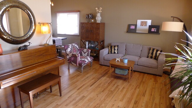 property at 4506 Cliffside Ct