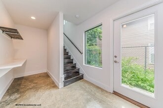 104 Ragin Lofts Aly, Unit #104D in Lafayette, LA - Building Photo - Building Photo