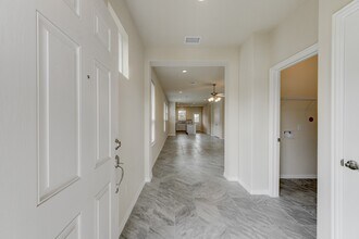 13118 Dancing Reed Dr in Texas City, TX - Building Photo - Building Photo