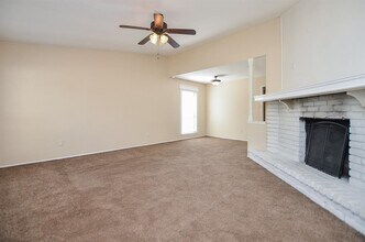 17323 Glenpatti Dr in Houston, TX - Building Photo - Building Photo