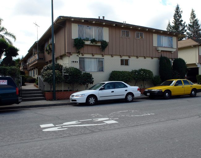 1895 Ednamary Way in Mountain View, CA - Foto de edificio - Building Photo