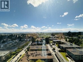 6537 Telford Ave in Burnaby, BC - Building Photo - Building Photo