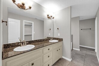 13605 Steamboat Springs Ct in Montgomery, TX - Building Photo - Building Photo
