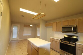 2820 Single Trace Ct in Austin, TX - Building Photo - Building Photo