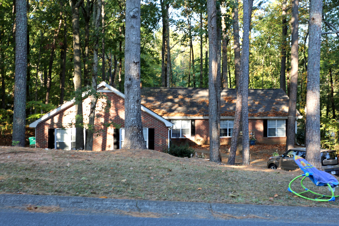 769-771 Farm Creek Rd NE in Woodstock, GA - Building Photo