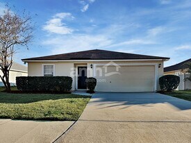 8722 Star Leaf Rd N in Jacksonville, FL - Building Photo