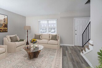 Hickory Point Townhomes in Newport News, VA - Foto de edificio - Building Photo