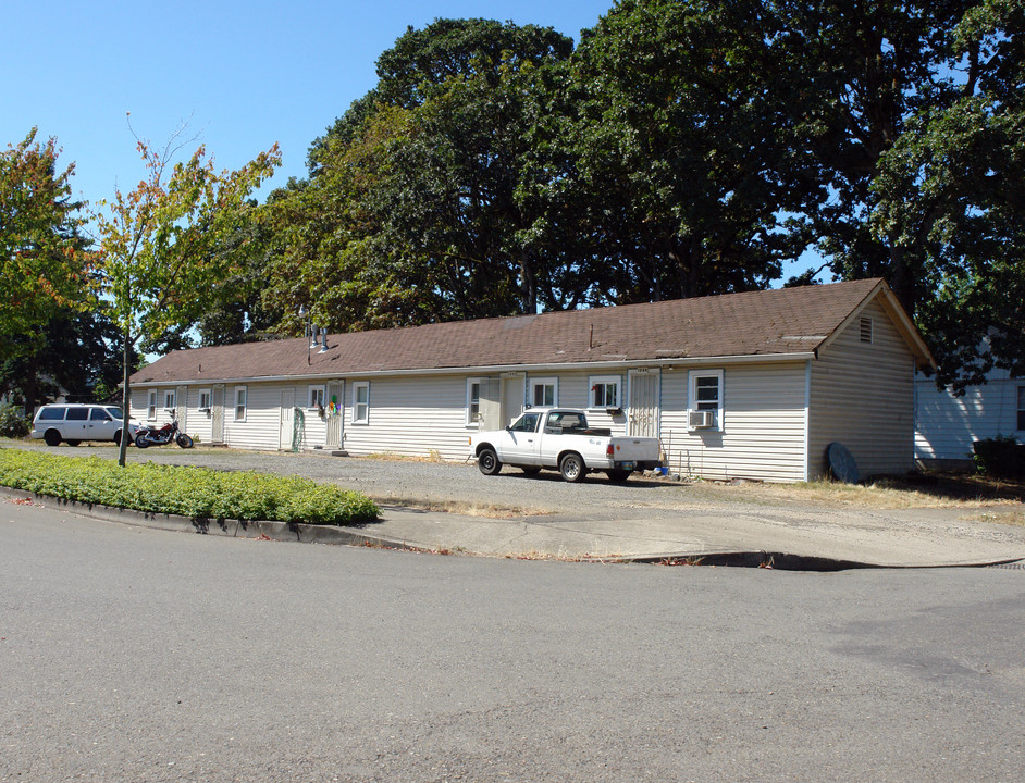 1340-1348 Lee St SE in Salem, OR - Building Photo