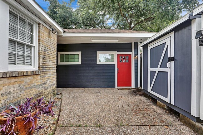 515 English St photo'