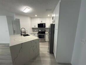 3470 Pinewalk Dr N in Margate, FL - Building Photo - Building Photo