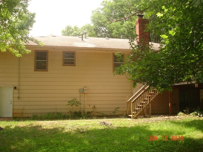 23 High Dr in Warrensburg, MO - Building Photo - Building Photo