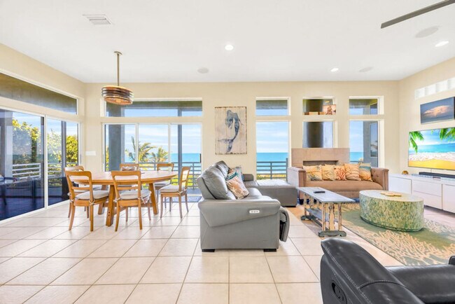 2775 Jimmy Buffett Mem Hwy in Melbourne Beach, FL - Building Photo - Building Photo