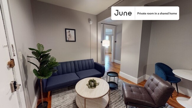 Room in Shared 4 bed/1 bath home, Unit C in Boston, MA - Foto de edificio - Building Photo