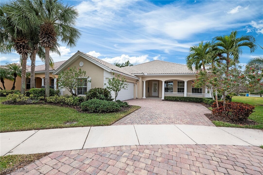 28270 Koi Way in Bonita Springs, FL - Building Photo