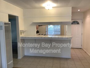 420 Lighthouse Ave in Pacific Grove, CA - Building Photo - Building Photo