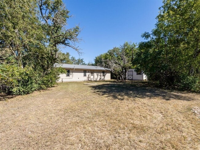 401 Co Rd 320 in Bertram, TX - Building Photo - Building Photo