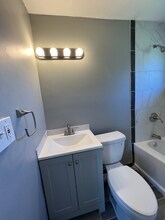 1114 Franklin St, Unit UPPR in Monroe, MI - Building Photo - Building Photo