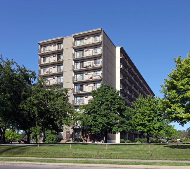 Alpha Towers (Senior Living 62+) in Toledo, OH - Building Photo - Building Photo