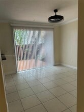 12488 SW 126th Ave in Miami, FL - Foto de edificio - Building Photo