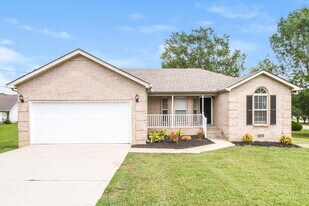 835 Carmen Way in La Vergne, TN - Building Photo