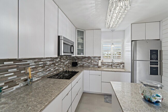 100 Waterway Rd