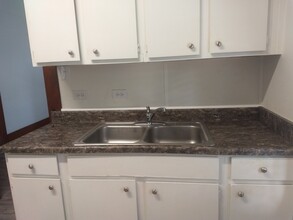 4454 Broad St in Marianna, FL - Building Photo - Building Photo
