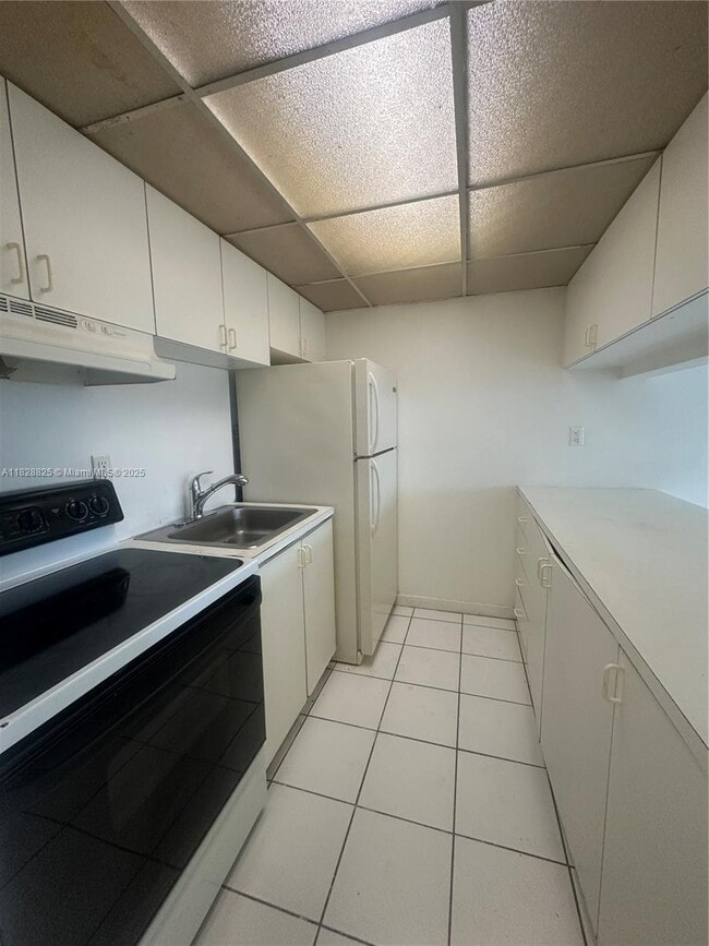 251 NW 177th St in Miami Gardens, FL - Building Photo - Building Photo