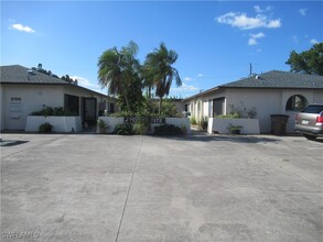 3706 SE 10th Ave in Cape Coral, FL - Building Photo - Building Photo