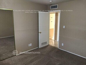 3544 W Tuckey Ln in Phoenix, AZ - Foto de edificio - Building Photo