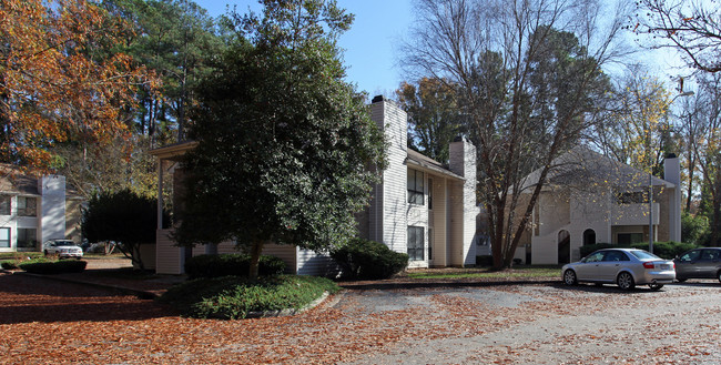 Westpark in Cary, NC - Foto de edificio - Building Photo